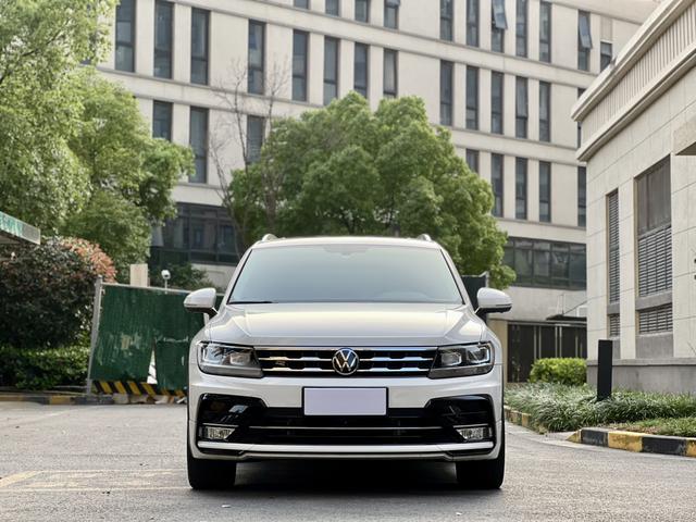 Volkswagen Tiguan L 2021 Белый из Китая, фото 4