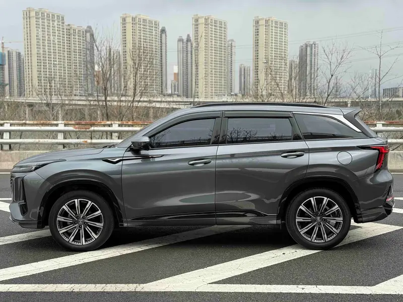 Changan CS 75 PLUS 1.5 T AT Premium — фото 4