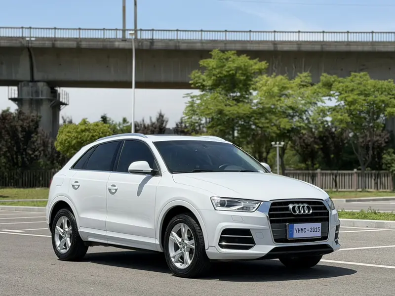 Audi Q 3 35 TFSI — фото 3