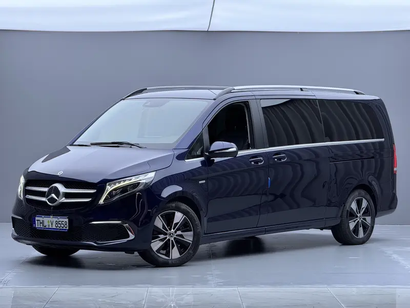 Mercedes-Benz V-Class — фото 1