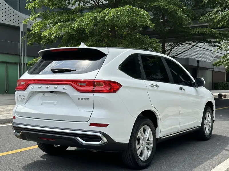 Haval M6 — фото 7