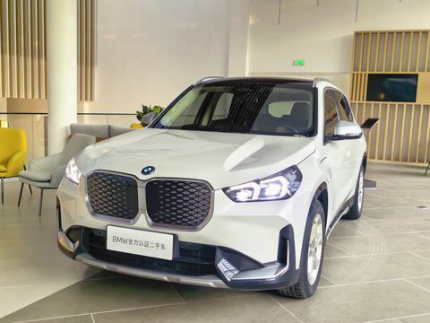 BMW iX1, 2024 год