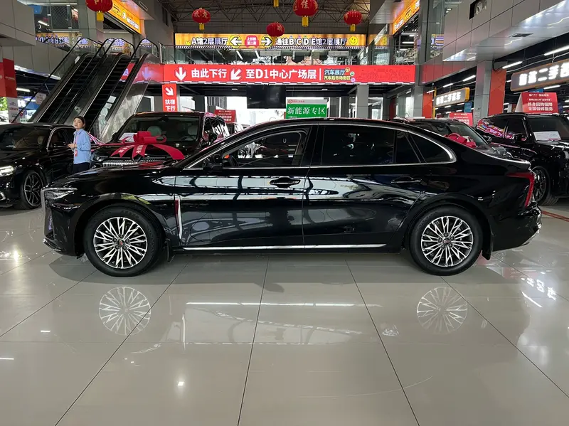 Hongqi H5 — фото 3