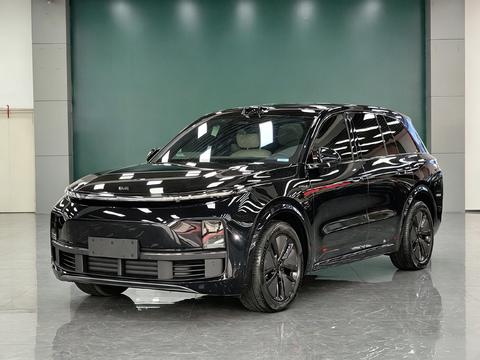 Li Auto L8