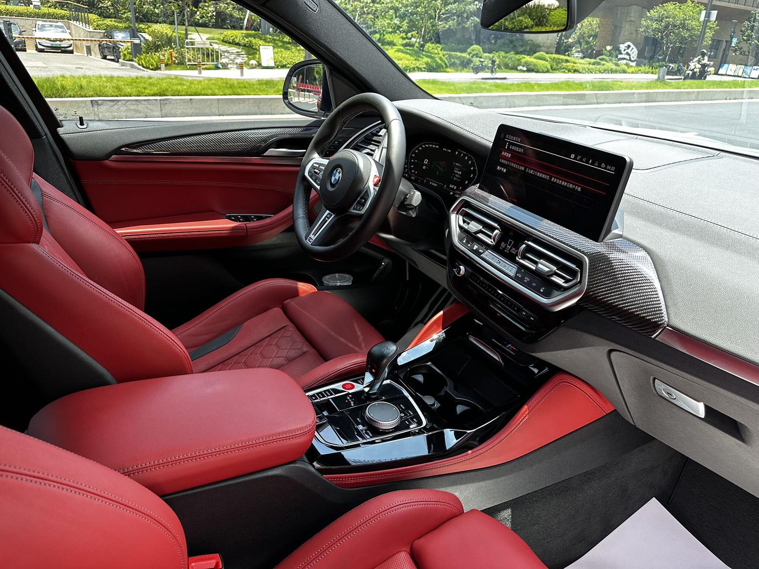BMW X4 M: фотография 6 из 16