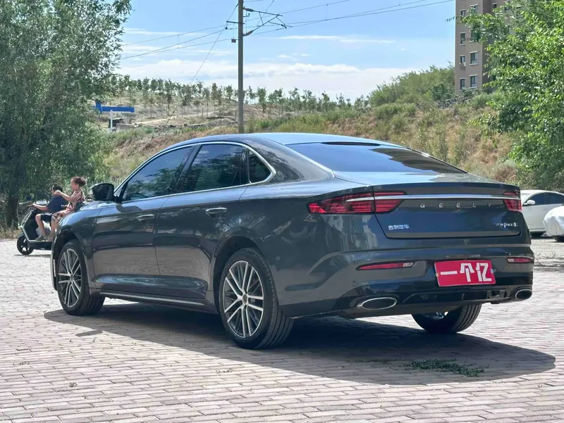 Geely Preface — фото 4