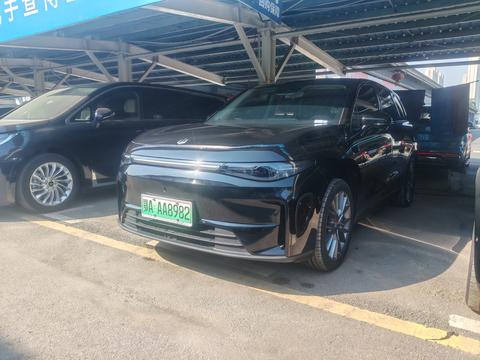 Leapmotor C10