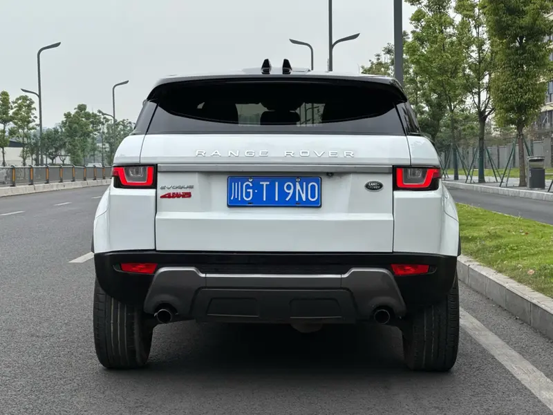 Land Rover Range Rover Evoque — фото 6