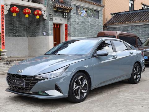 Hyundai Elantra