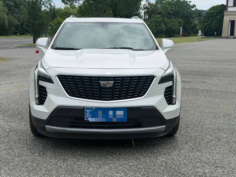 Cadillac XT4 — фото 2