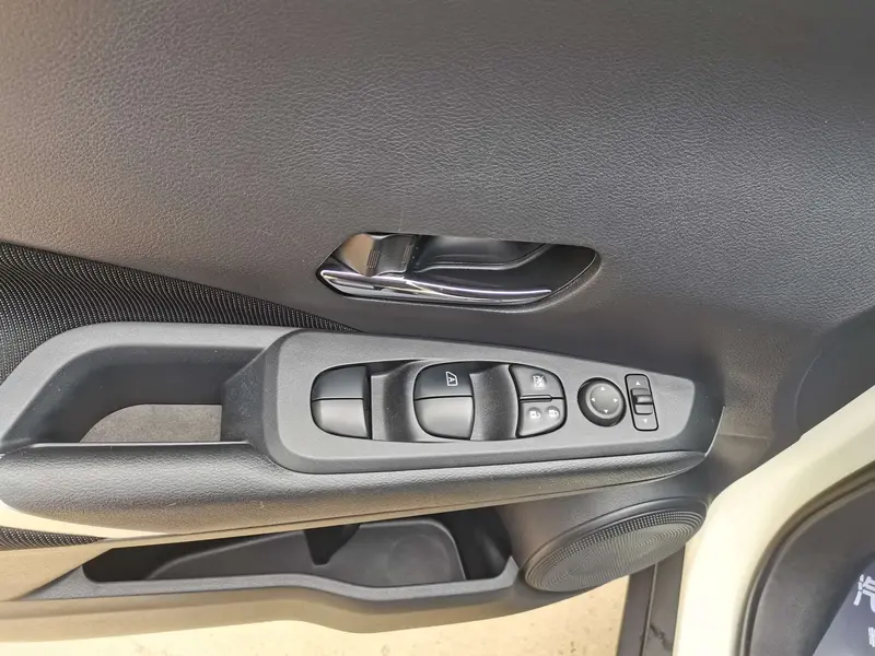 Nissan Kicks — фото 16