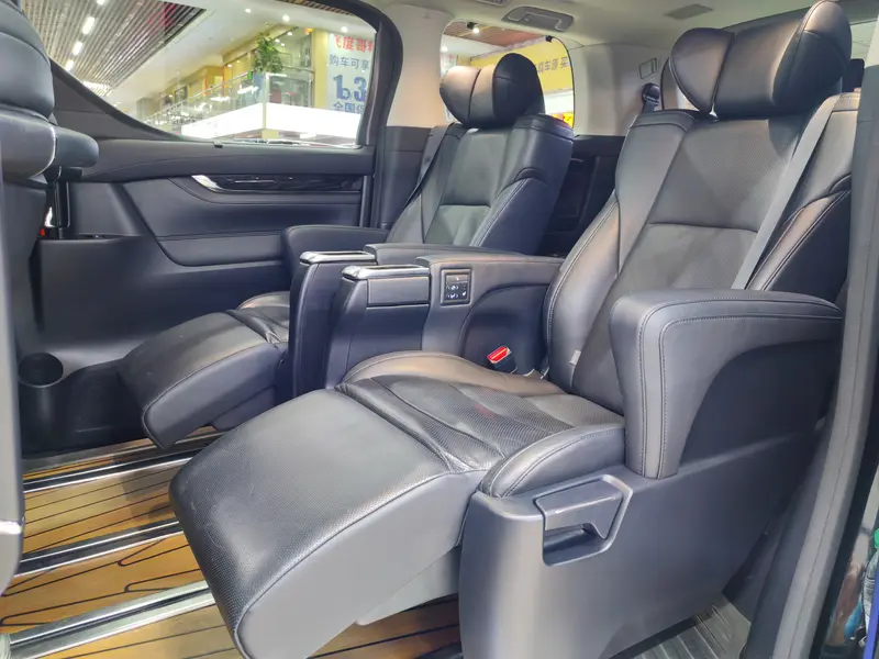 Toyota Vellfire — фото 13