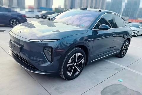 Nio EC6