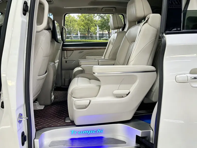 Trumpchi GACTrumpchi M8 — фото 12