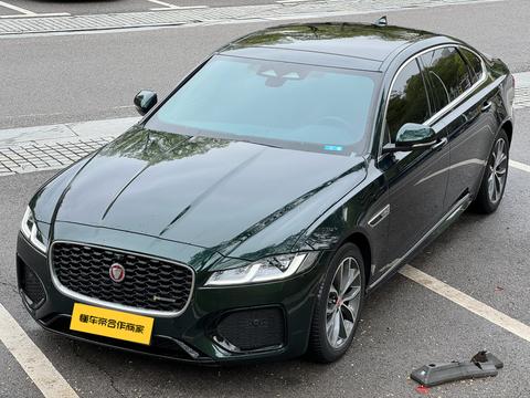 Jaguar XFL