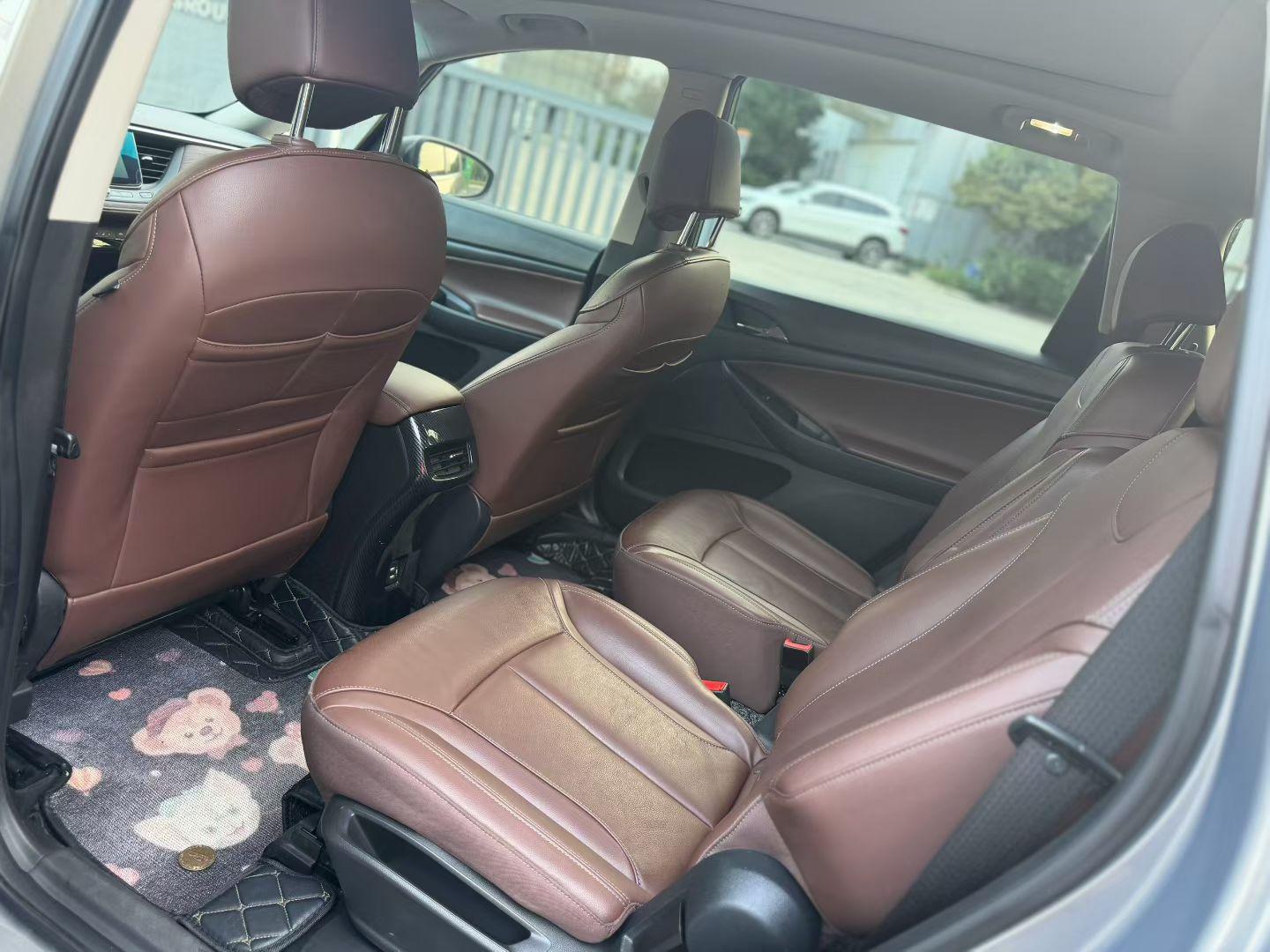 Buick GL6 2018 18T 6 мест Luxury