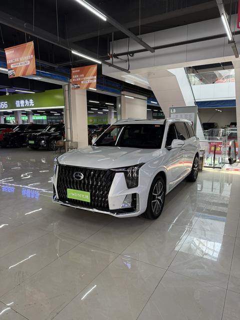 GAC Trumpchi GS8