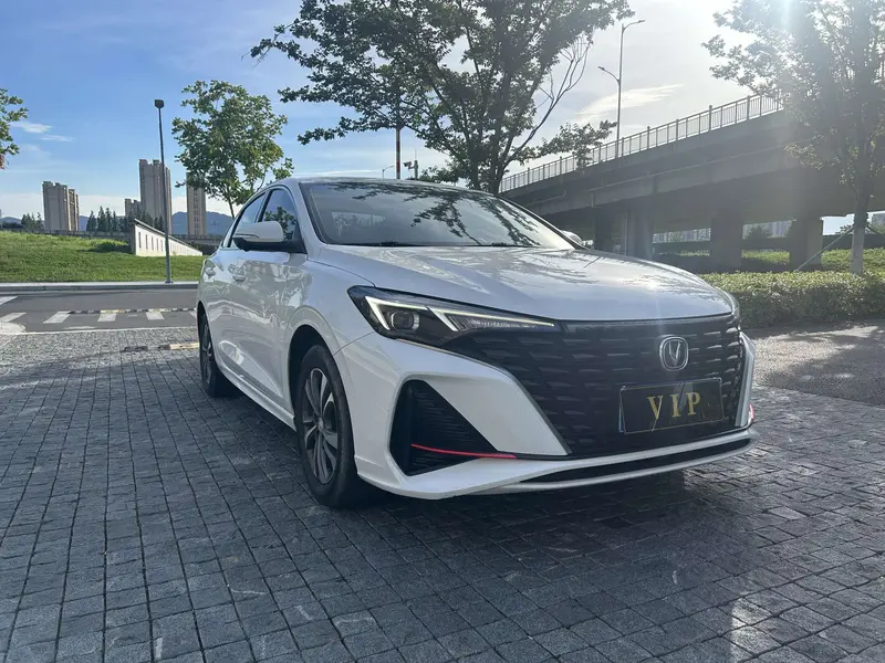 Changan Eado — фото 3