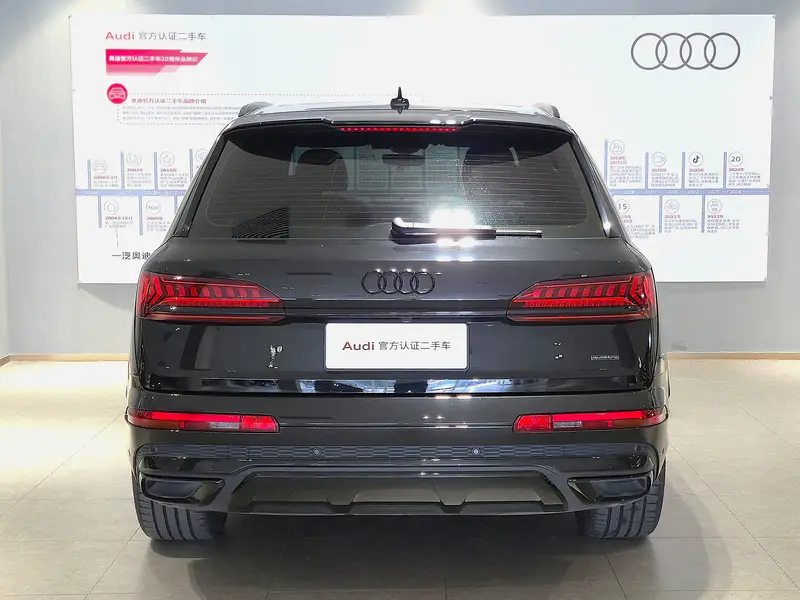 Audi Q7 — фото 3