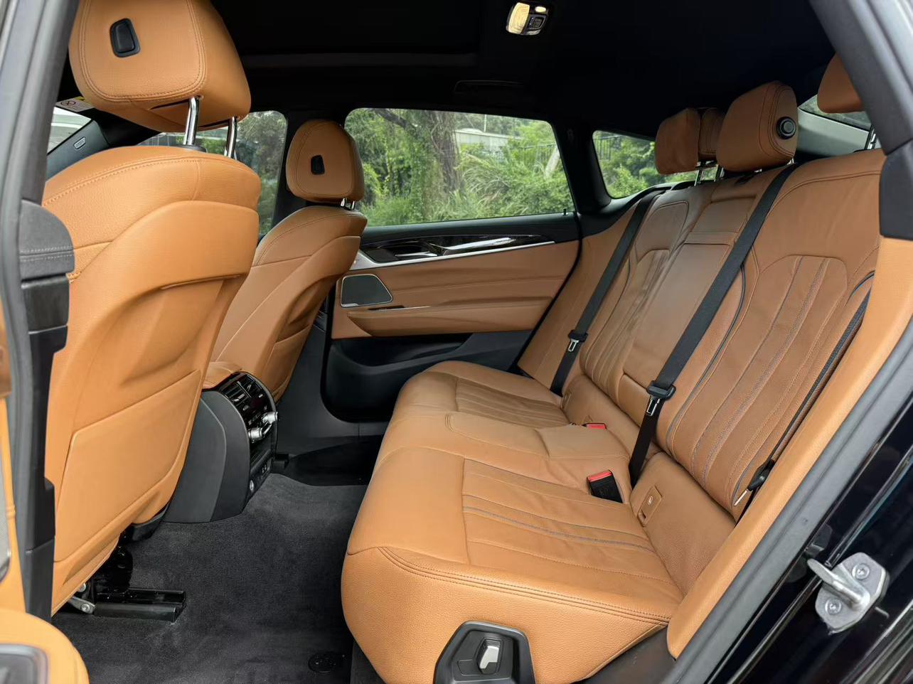 BMW 6 Series GT: фотография 42 из 48