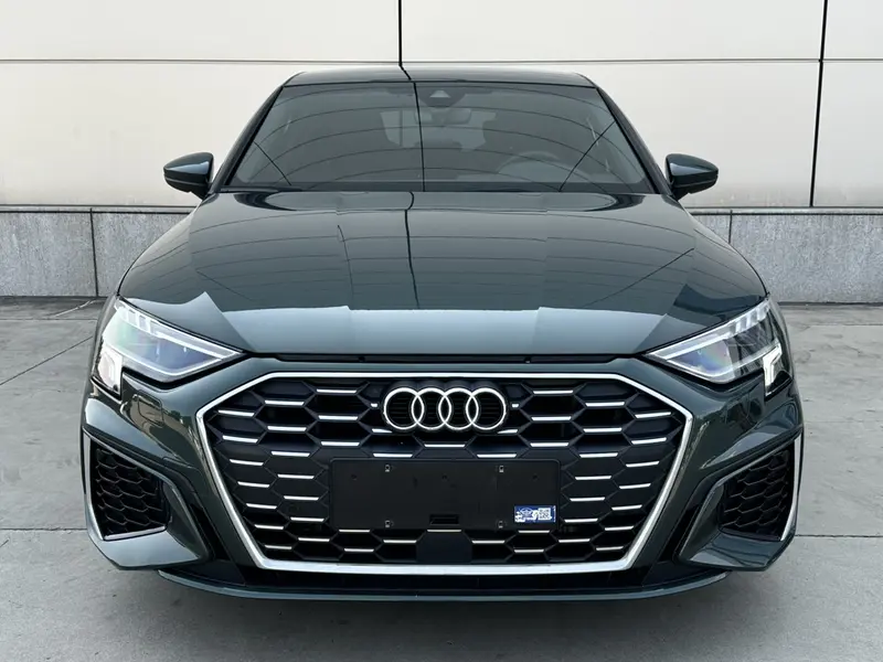 Audi A3 — фото 2