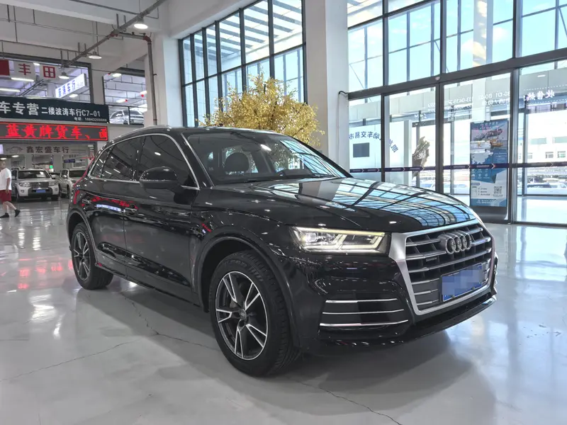 Audi Q5L 40 TFSI стиль V — фото 3