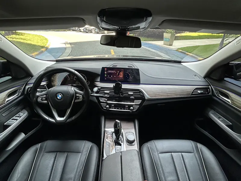 BMW 6 Xi Gt 630i — фото 6