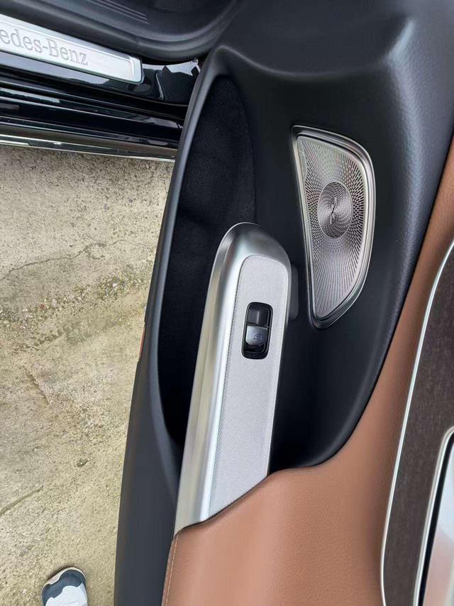Mercedes-Benz E-class 2026 Черный из Китая, фото 4