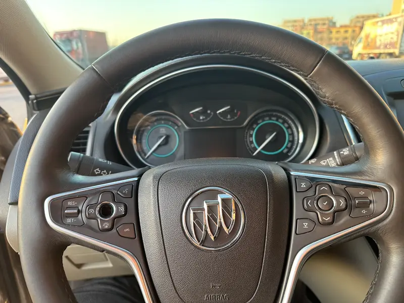 Buick Regal — фото 10