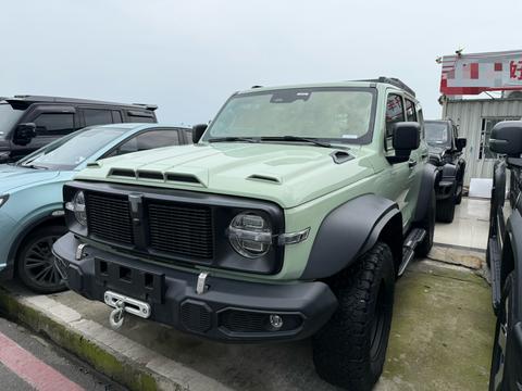 TANK 300