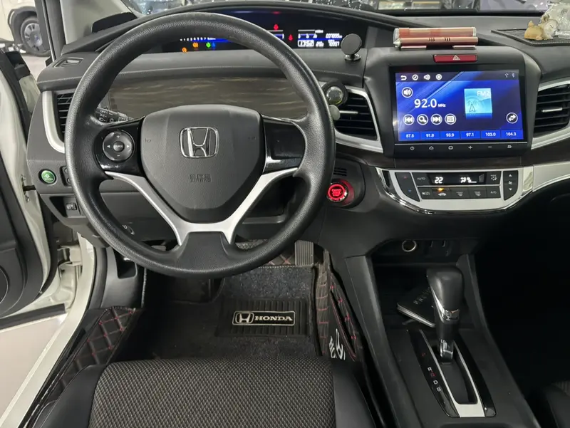 Honda Jade 1.8L автомат комфорт 5 — фото 12