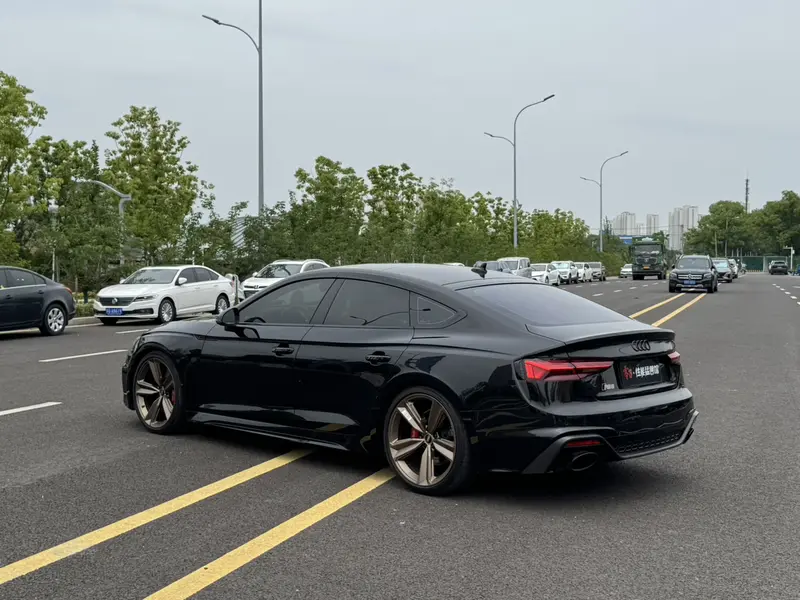 Audi RS 5 — фото 5