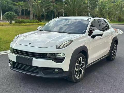 Lynk & Co 02