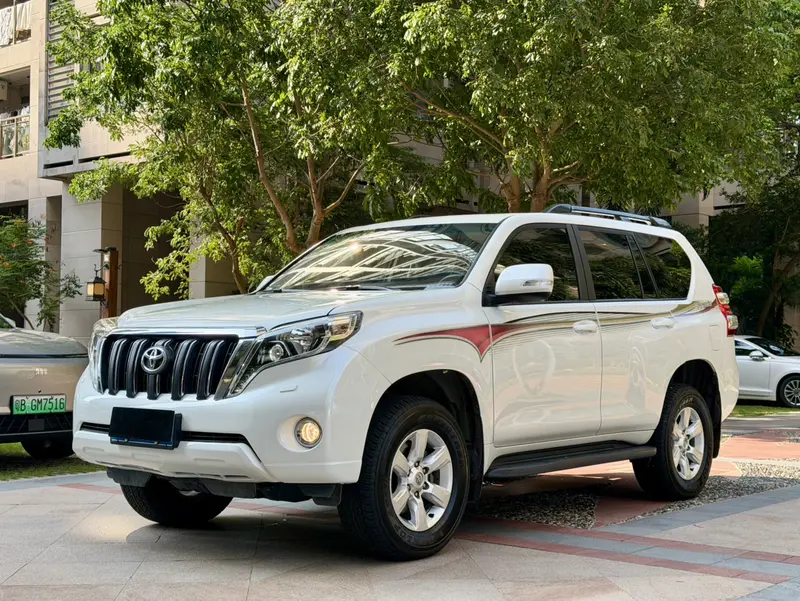 Toyota Prado 2.7 L AT Luxury