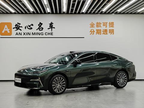 Geely Galaxy Starshine 8 PHEV