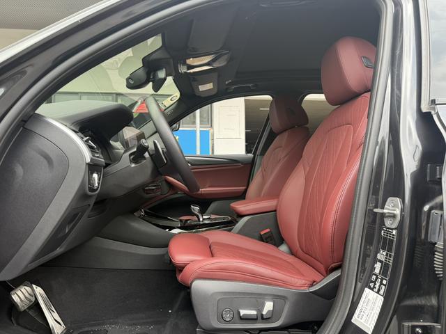 BMW X3 2022 Темно-серый из Китая, фото 3