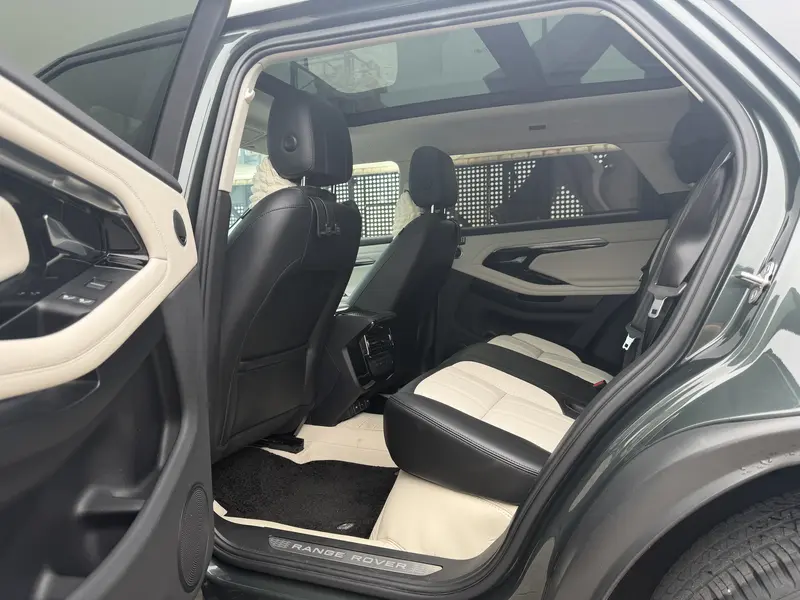 Land Rover Range Rover Evoque — фото 9