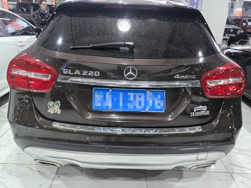 Mercedes-Benz GLA — фото 5