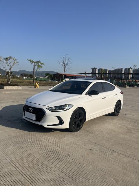 Hyundai Elantra Lingdong