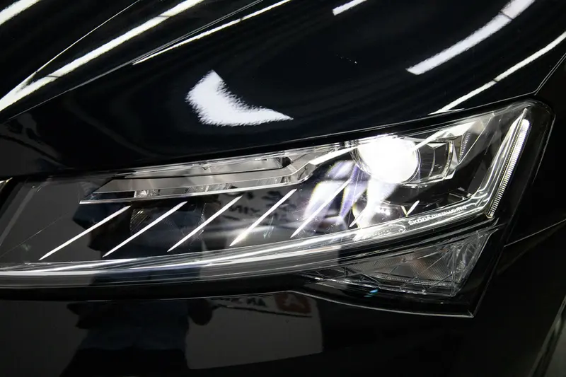 Skoda Superb — фото 5
