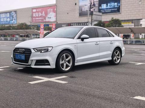Audi A3 2017 Limousine 35 TFSI Fashion
