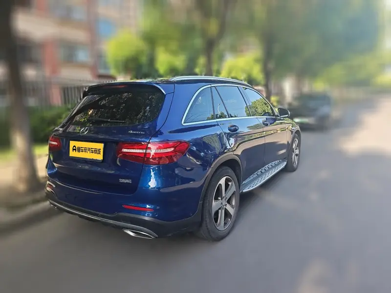 Mercedes-Benz GLC 260 4MATIC люкс — фото 2