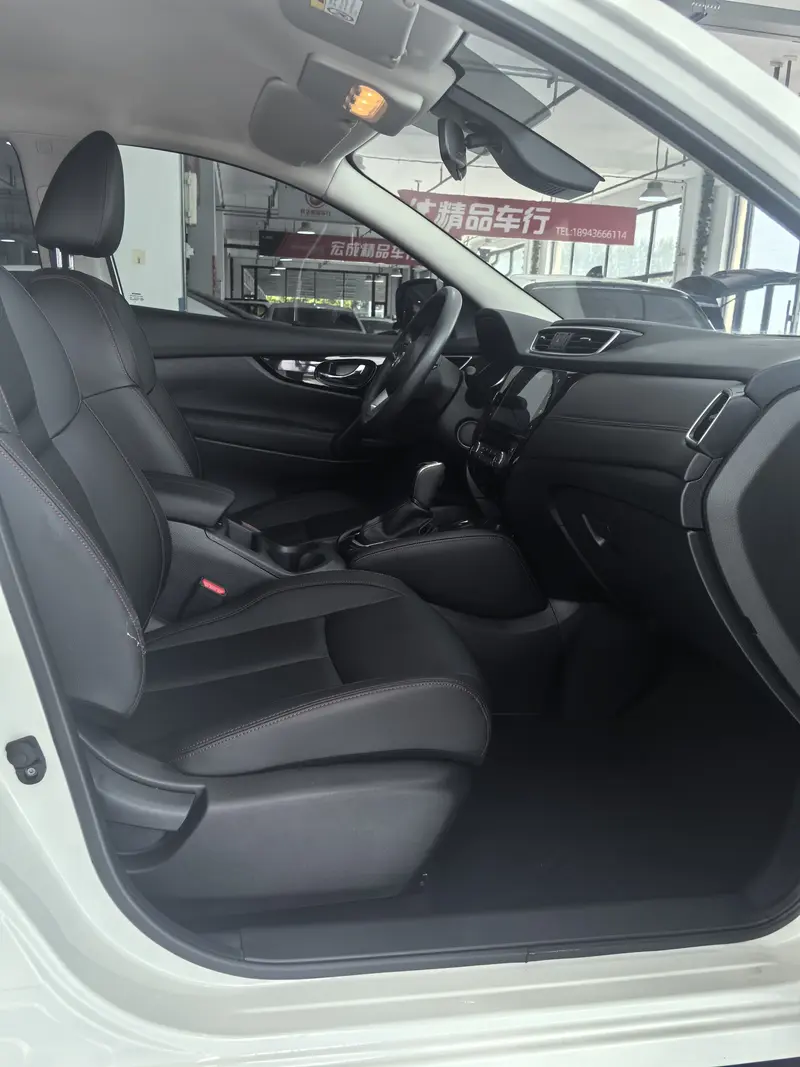 Nissan Qashqai — фото 13