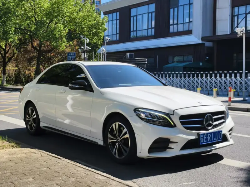 Mercedes-Benz C-Class C 260 спорт — фото 3
