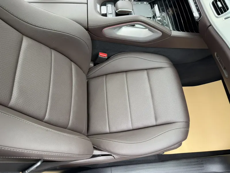 Mercedes-Benz GLS — фото 12