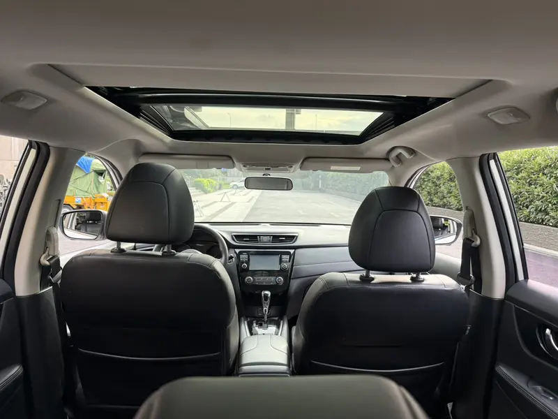Nissan X-Trail — фото 12