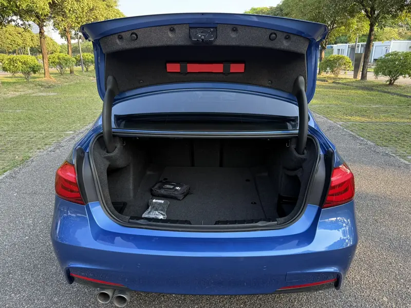 BMW 3 Series — фото 12