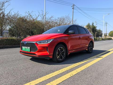 BYD e2
