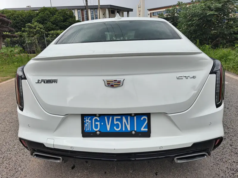 Cadillac CT4 — фото 5