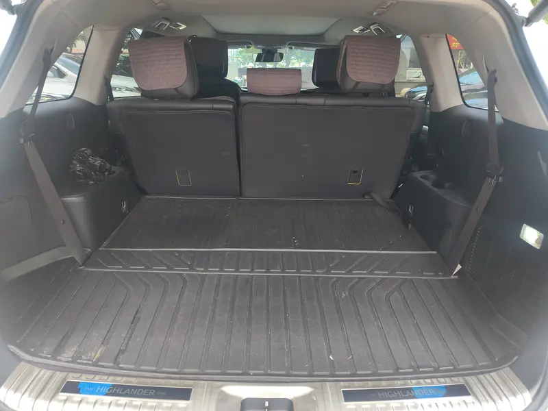 Toyota Highlander — фото 15